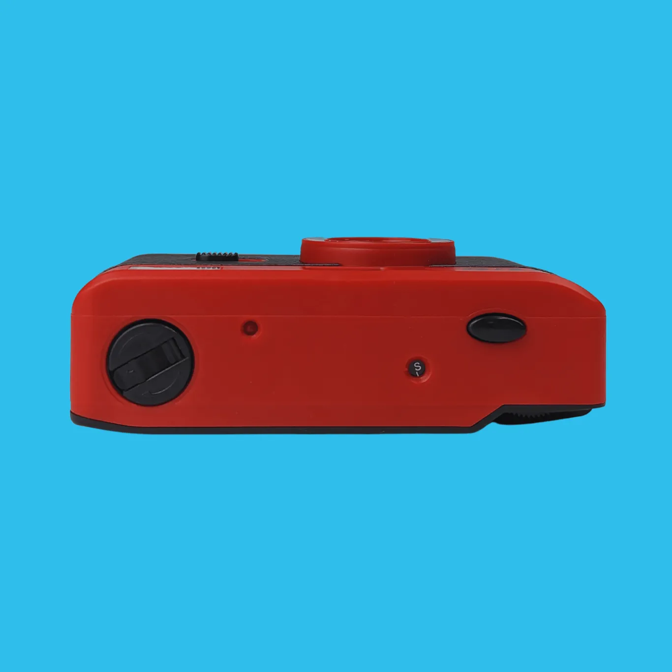 Brand New KUGO 35mm Film Camera Reusable Point And Shoot - Red