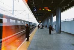 Brand New KUGO 35mm Film Camera Reusable Point And Shoot - White