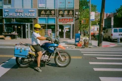 Canon Sure Shot Supreme 35mm Film Camera Point and Shoot