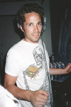 Canon Sure Shot Supreme 35mm Film Camera Point and Shoot with Black Leather Canon Case and ORIGNAL BOX