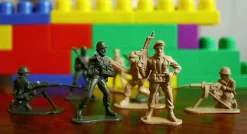 Ensinor Auto Zoom 80-200mm f/5.5 Camera Lens