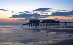 Ensinor Auto Zoom 80-200mm f/5.5 Camera Lens