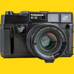 Fujica GW690 (Texas Leica) With 90mm F3.5 lens. 6X9 Medium Format Film Camera.
