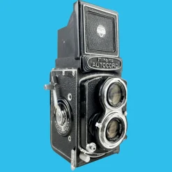 Minolta Autocord With 75mm F3.5 Lens. TLR 6X6 Medium Format Film Camera.