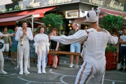 Minolta Dynax 500si Automatic SLR 35mm Film Camera with Auto Zoom Lens