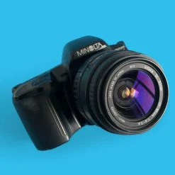 Minolta Dynax SPxi Automatic 35mm SLR Film Camera w/ Auto Zoom Lens