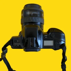 Minolta Maxxum 3xi Automatic 35mm SLR Film Camera with Auto Zoom Lens