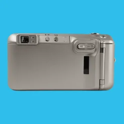 Minolta Riva Zoom 150 35mm Film Camera Point and Shoot