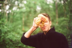 Minolta X-500 SLR 35mm Film Camera with Auto Zoom Lens