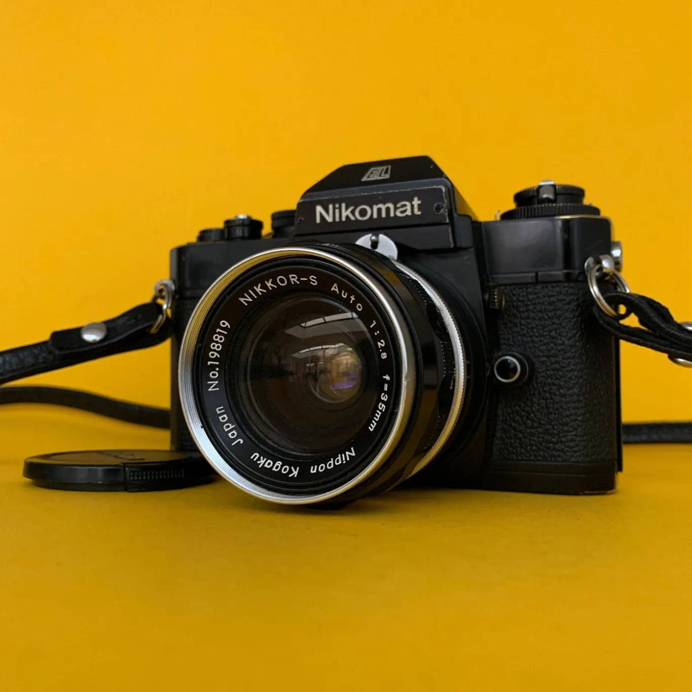 Nikomat EL Vintage 35mm SLR Film Camera w/ Nikkor-S f/2.8 35mm Lens
