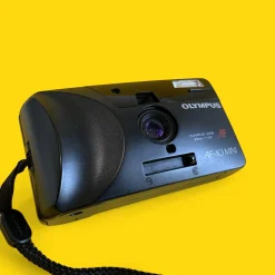 Olympus AF 10 Mini 35mm Film Camera Point and Shoot