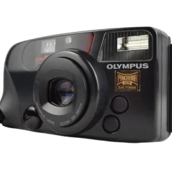 Olympus Infinity Zoom 220 Panorama 28-56mm Zoom Point and Shoot