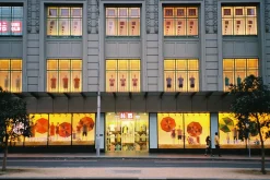 Olympus Superzoom 105G 35mm Film Camera Point and Shoot