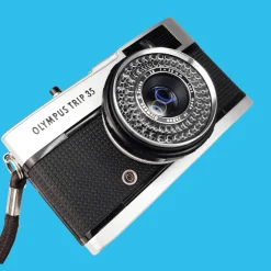 Olympus Trip 35 - 35mm Film Camera Starter Bundle