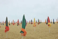 Pentax K1000 Pink Leather Vintage SLR 35mm Film Camera with Pentax f/2 50mm Prime Lens.