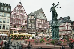 Pentax Z-20 35mm SLR Film Camera - Body Only