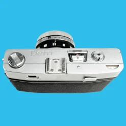 Petri - 7S. 35mm Rangefinder With 45mm F2.8 Lens