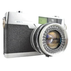 Petri 7 S Point and Shoot with 45mm f1.8 Prime Lens