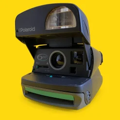 Retro Polaroid 600 Instant Film Camera
