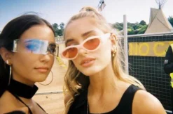 Retro VIBE 35mm Film Camera Reusable Point And Shoot - Pink