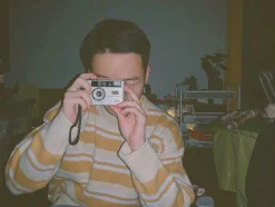 Retro VIBE 35mm Film Camera Reusable Point And Shoot - Champagne Silver