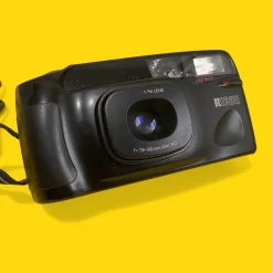 Ricoh RZ-900 35mm Film Camera Point and Shoot