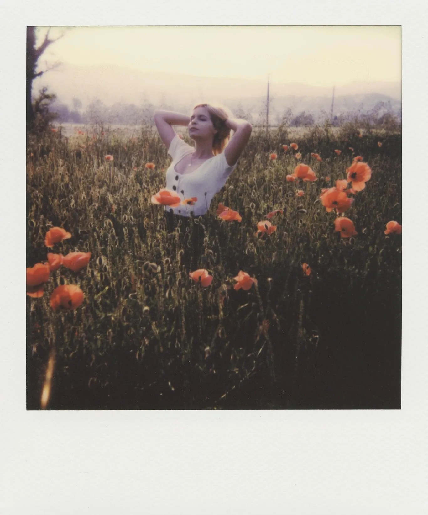 Vintage Polaroid Instant Film Land Camera 1000